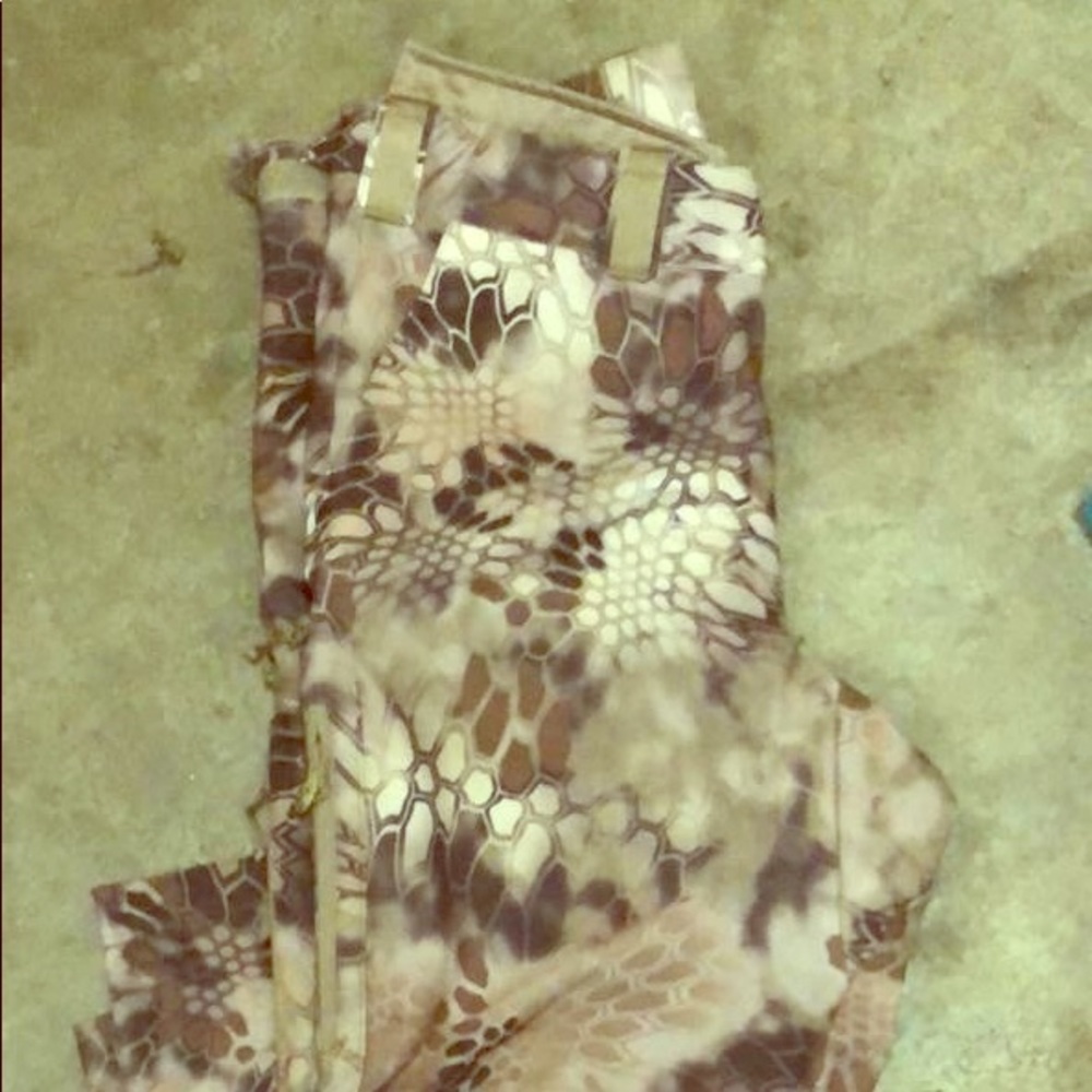Men’s kryptek hunting pants